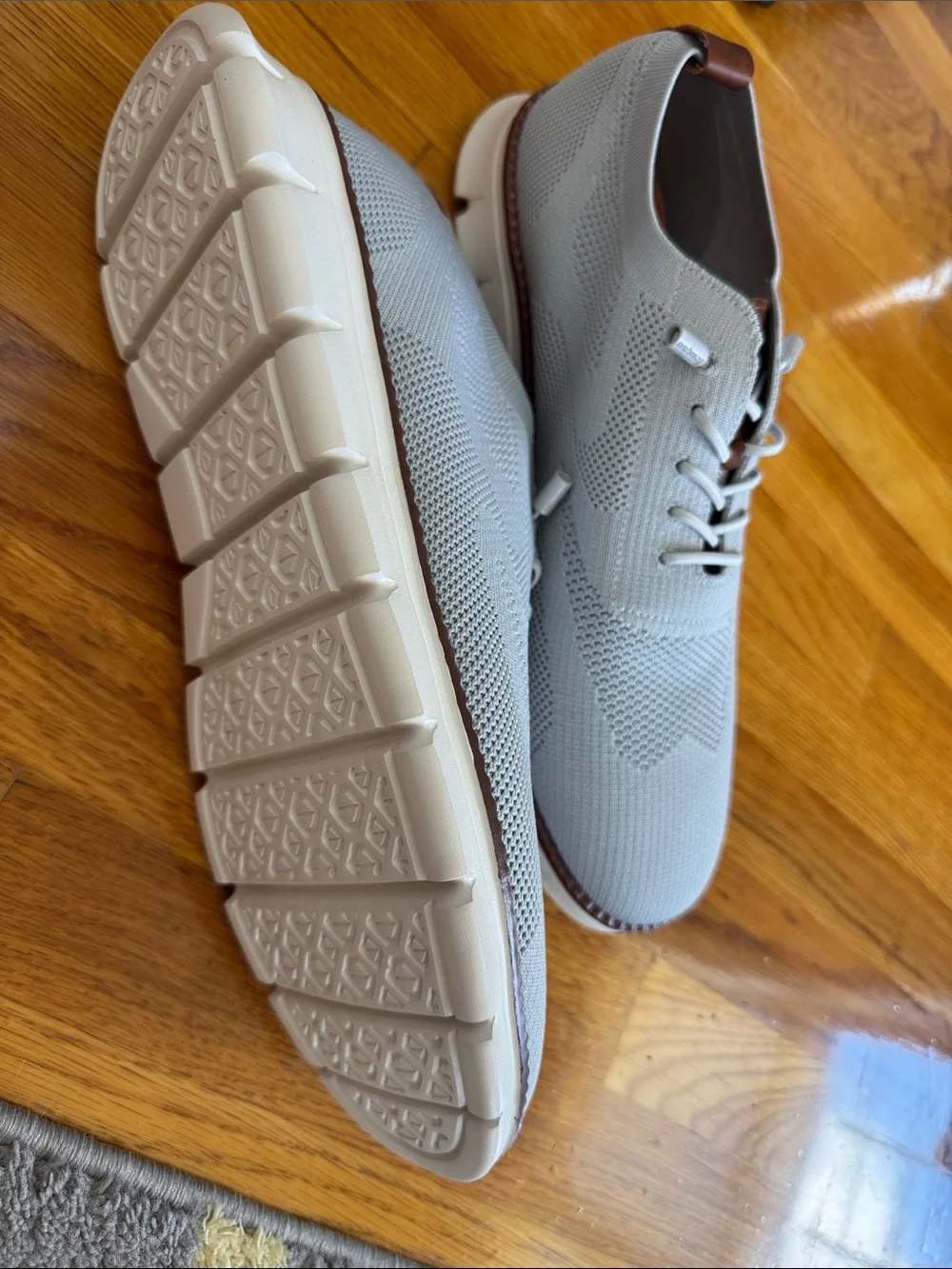 Men's Knit Lace-Up Sneakers in Light Gray with Brown Trim